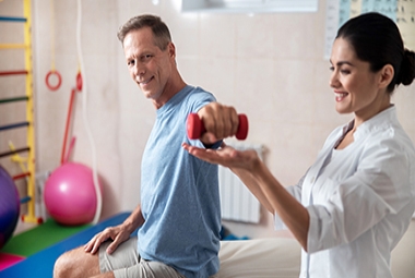 Post-Shoulder Replacement Surgery: Essential Care and Early Recovery Tips